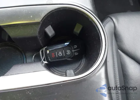 2017 Lincoln Mkx Reserve z USA, uszkodzony, nr VIN 2LMPJ6LR2HBL30368